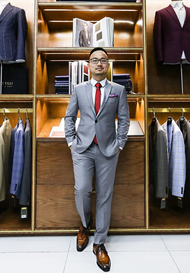 Suit Xám Công Sở Ôm Dáng Trẻ Trung