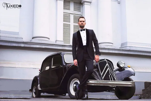 Tuxedo 7