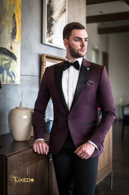 Tuxedo 12
