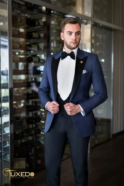 Tuxedo 31