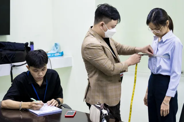 May Đo Tại Nhà Tại Phường Xuân Hòa – Dịch Vụ May Suit Tận Nơi
