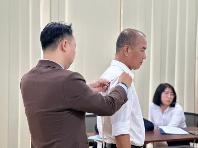 May Đo Tại Nhà Tại Phường Vĩnh Hội – Dịch Vụ May Suit Tận Nơi