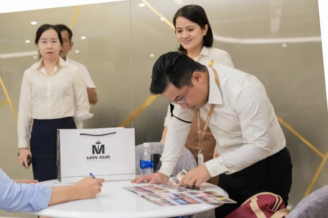 May Đo Tại Nhà Tại Phường Tây Thạnh – Dịch Vụ May Suit Tận Nơi