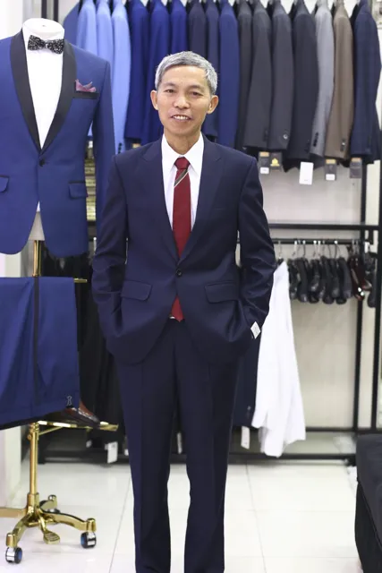 Suit Sui Gia 1 Nút Xanh Đen