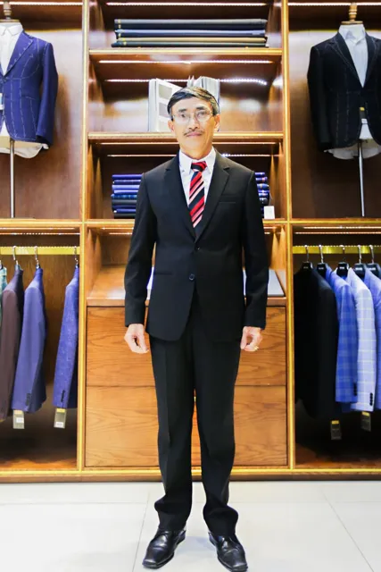 Suit Sui Gia 2 Nút Màu Đen